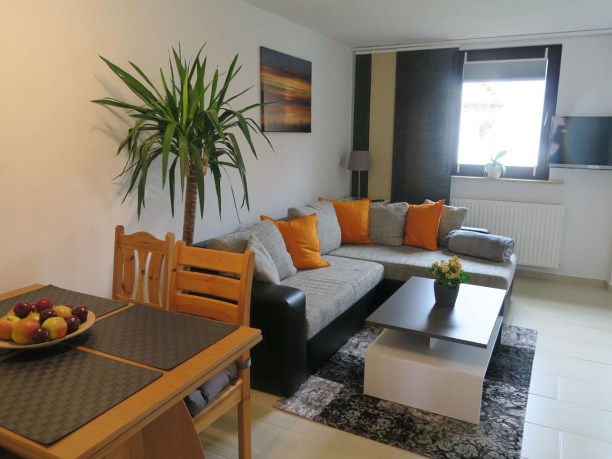 Apartment In Robertsdorf With Garden, Terrace, Barbecue Blowatz エクステリア 写真