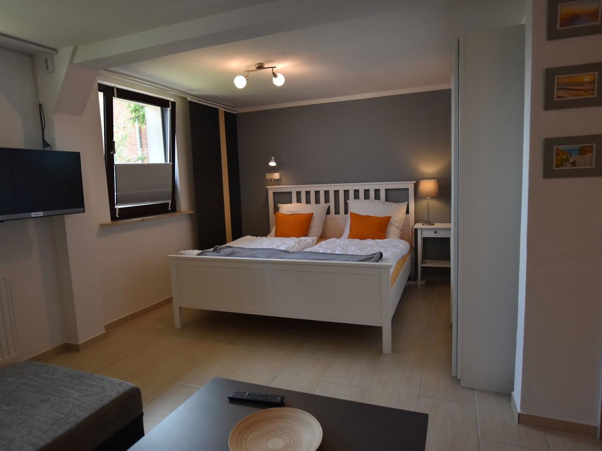 Apartment In Robertsdorf With Garden, Terrace, Barbecue Blowatz エクステリア 写真